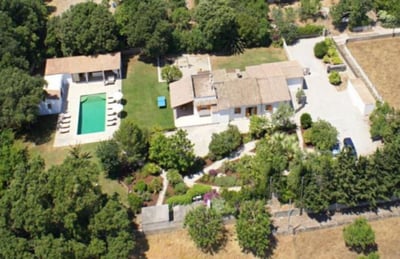 Luxury Villa Photo #2