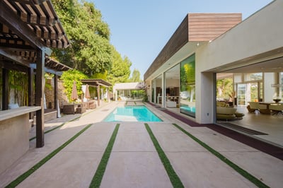 Luxury Villa Photo #11