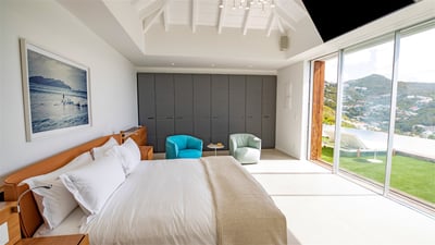 Luxury Villa Photo #43