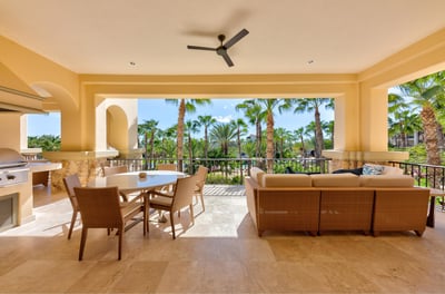 Luxury Villa Photo #7