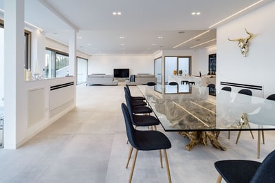 Luxury Villa Photo #9