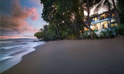 Luxury Villa Photo #3
