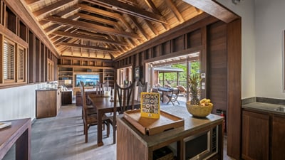 Luxury Villa Photo #20