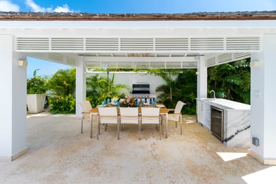 Luxury Villa Photo #5