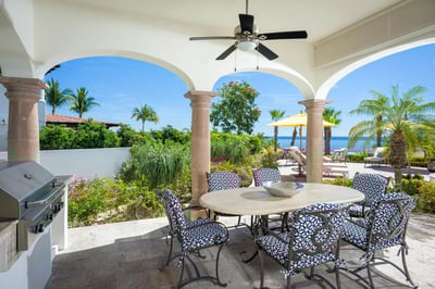 Luxury Villa Photo #8