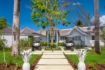 Luxury Villa Photo #12