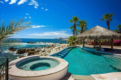 Luxury Villa Photo #8