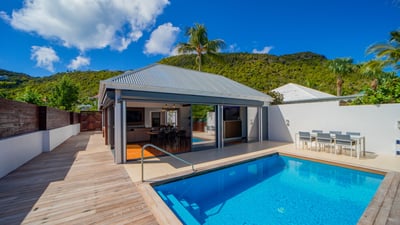 Luxury Villa Photo #2