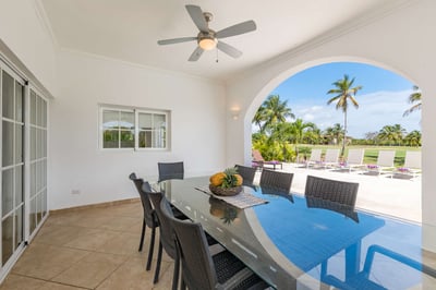Luxury Villa Photo #14