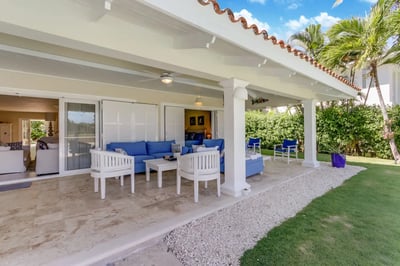 Luxury Villa Photo #8