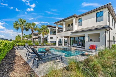 Luxury Villa Photo #7