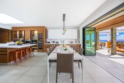 Luxury Villa Photo #17