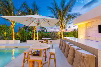 Luxury Villa Photo #24