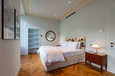 Luxury Villa Photo #43