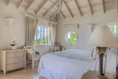 Luxury Villa Photo #21