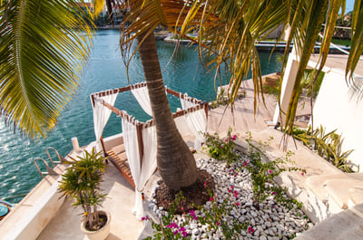 Luxury Villa Photo #2