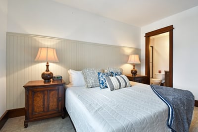 Luxury Villa Photo #16