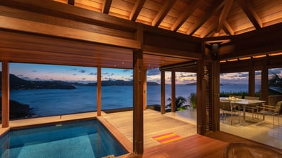 Luxury Villa Photo #7