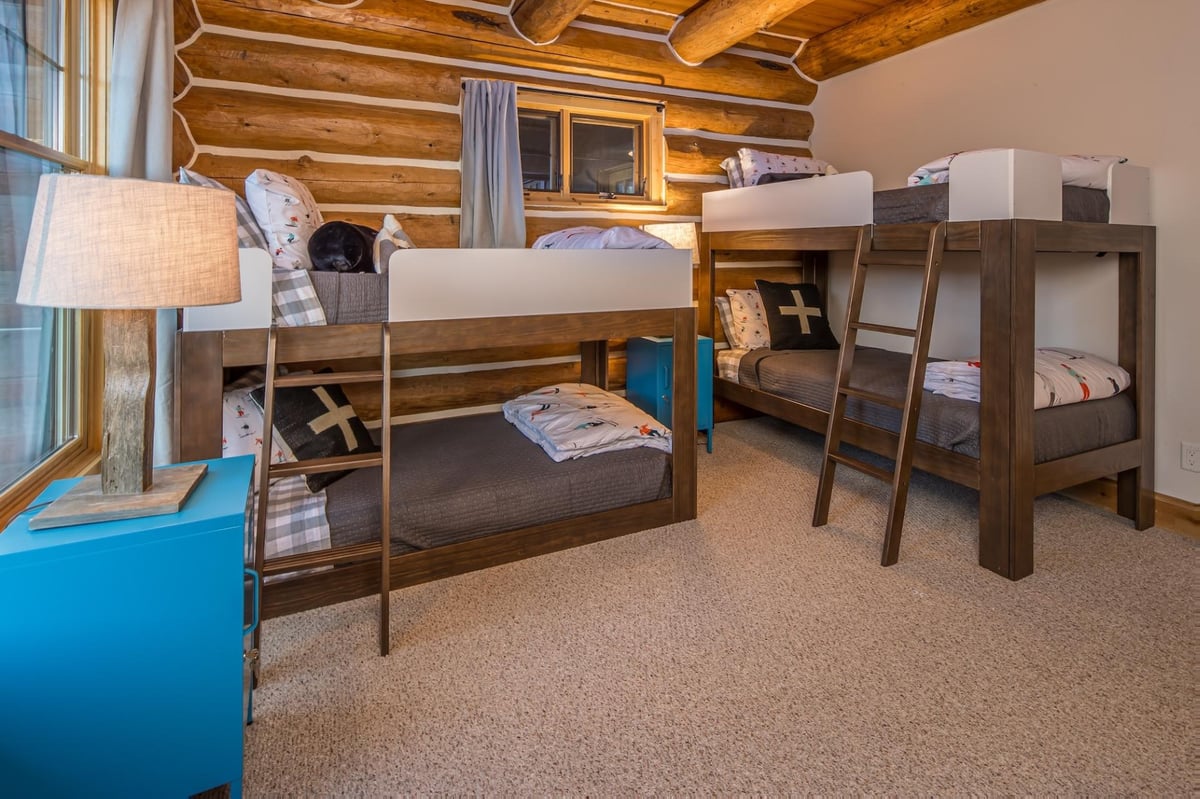 Powder Ridge Cabin | 6 Chief Gull