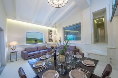 Luxury Villa Photo #8