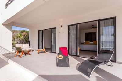 Luxury Villa Photo #19