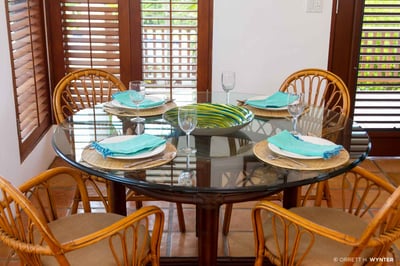 Luxury Villa Photo #9