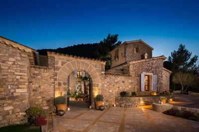 Luxury Villa Photo #2