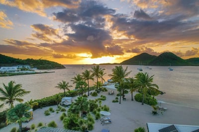 Luxury Villa Photo #12
