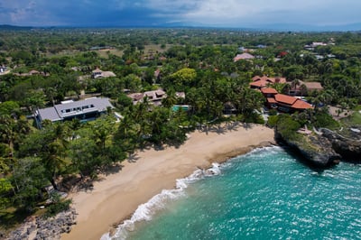 Luxury Villa Photo #2