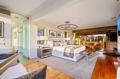 Luxury Villa Photo #26