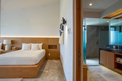 Luxury Villa Photo #50