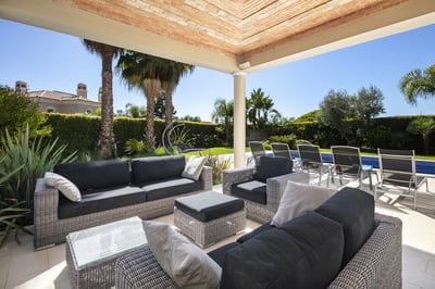 Luxury Villa Photo #5