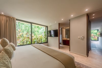 Luxury Villa Photo #46