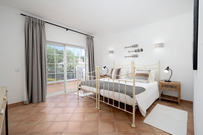 Luxury Villa Photo #22