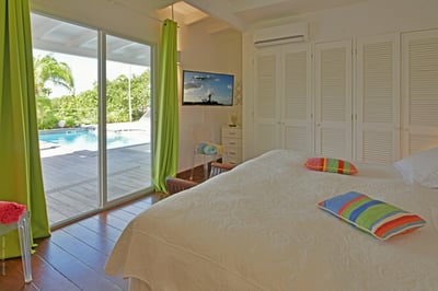 Luxury Villa Photo #32