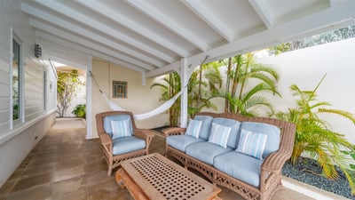 Luxury Villa Photo #16