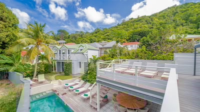 Luxury Villa Photo #4