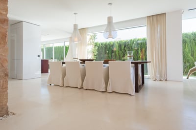 Luxury Villa Photo #11