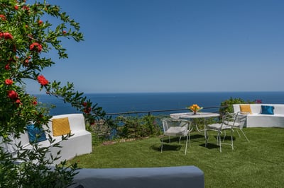 Luxury Villa Photo #16