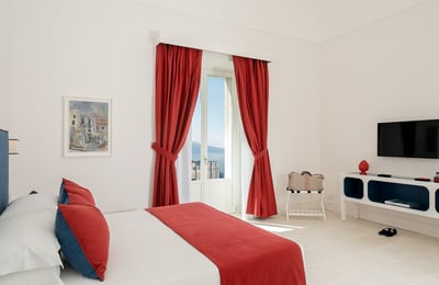Luxury Villa Photo #18