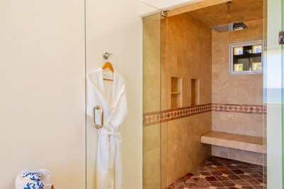 Luxury Villa Photo #31