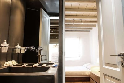 Luxury Villa Photo #26