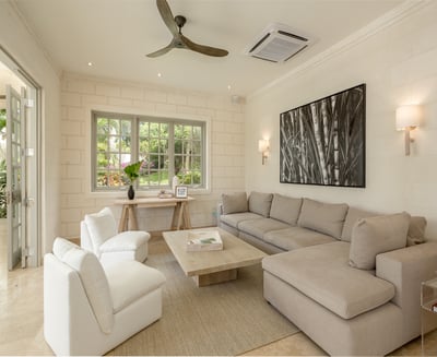 Luxury Villa Photo #14