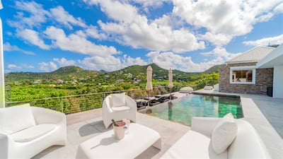 Luxury Villa Photo #13
