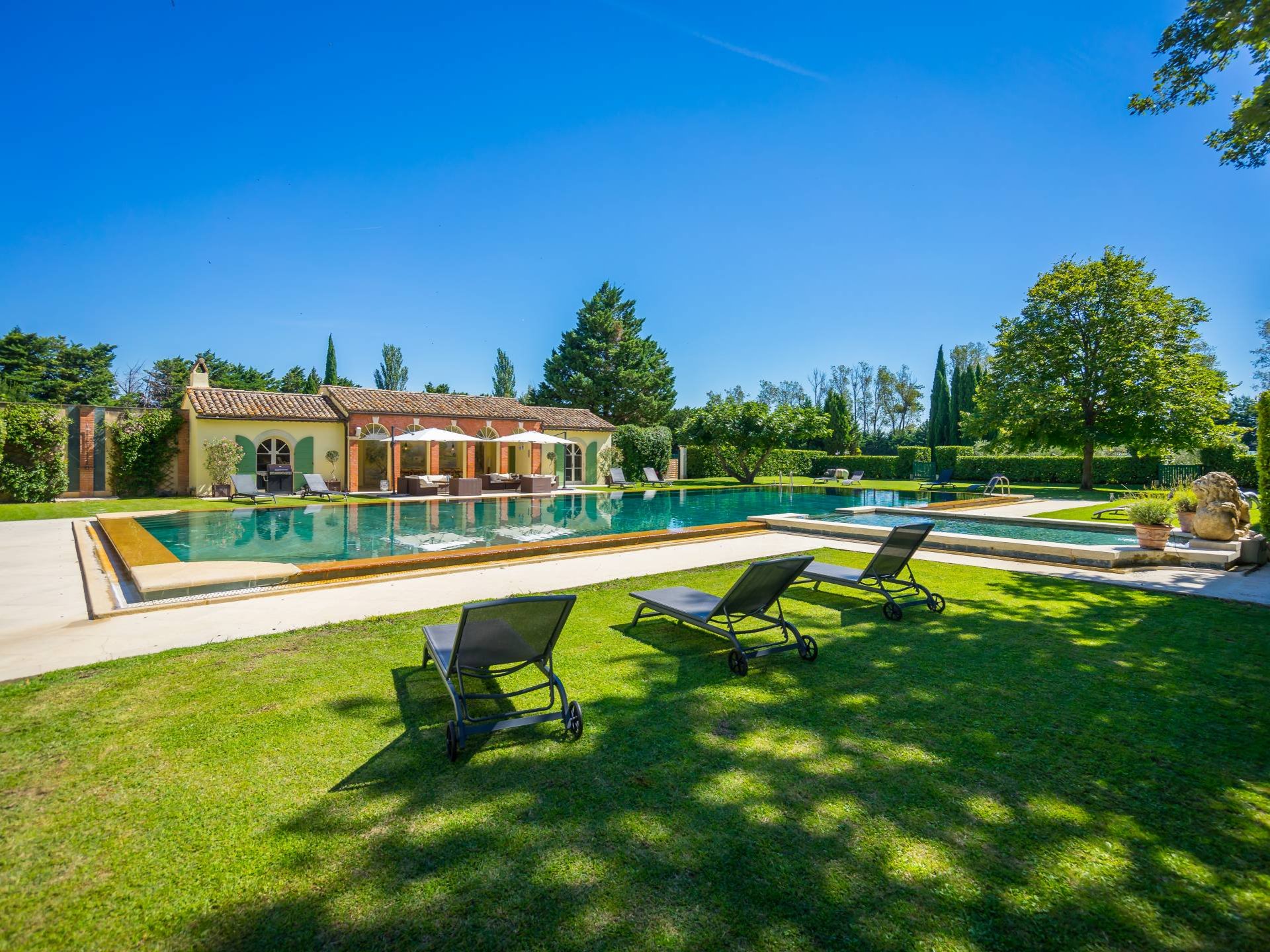 Chateau Ventoux - 3
