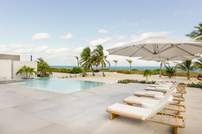 Luxury Villa Photo #8