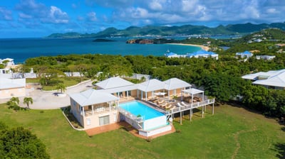 Luxury Villa Photo #4