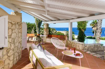 Luxury Villa Photo #12