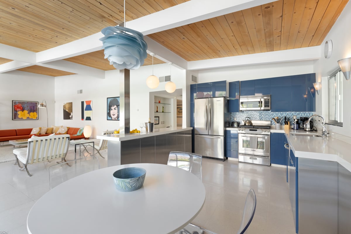 Vista Las Palmas Midcentury