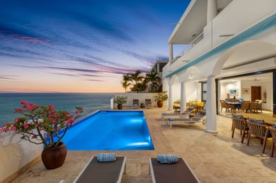 Luxury Villa Photo #55